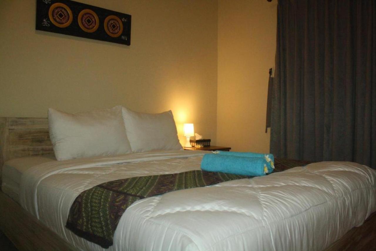 Oyo Flagship 91237 Ratu Guest House Kedunganan Exterior foto