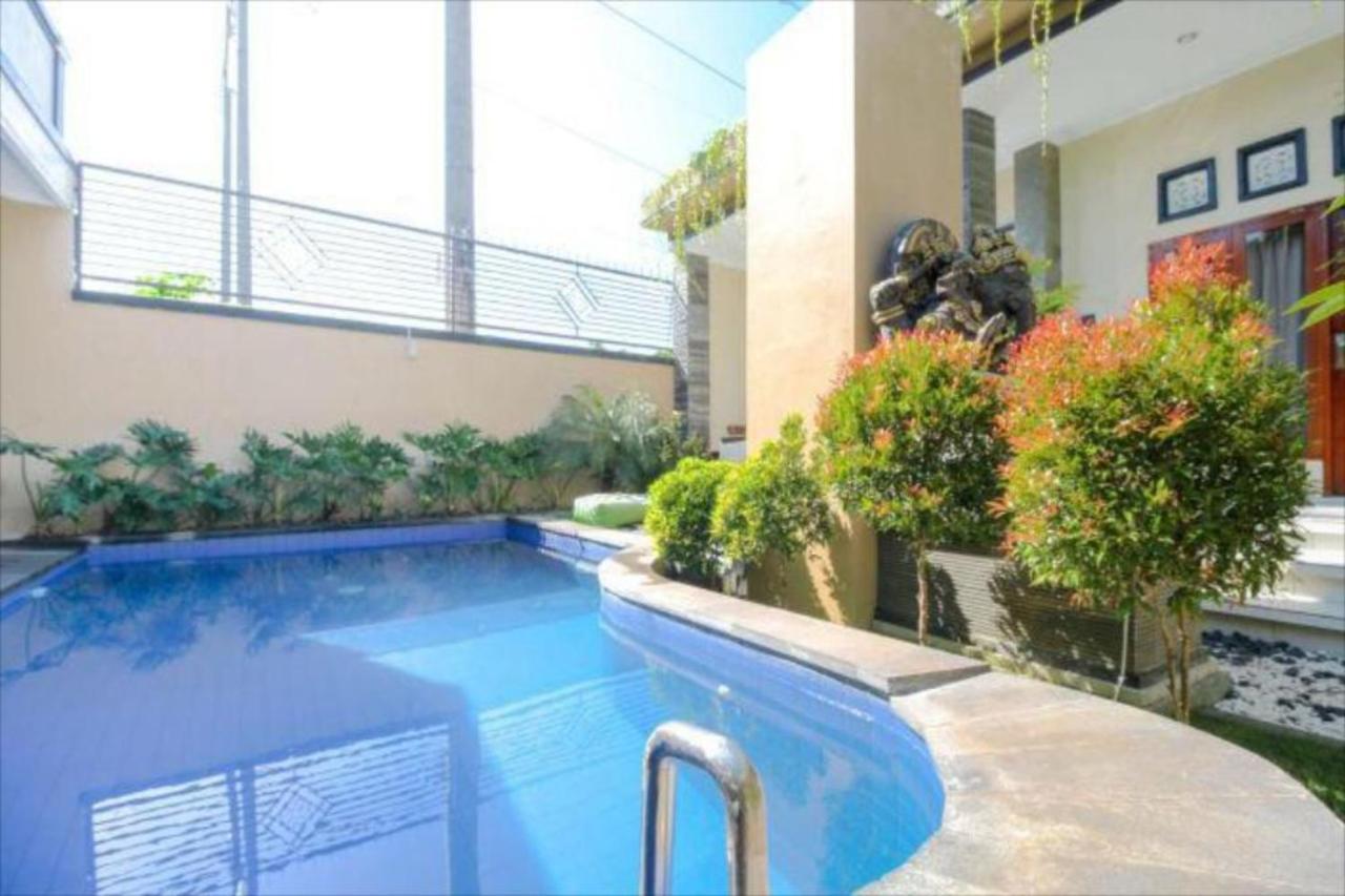 Oyo Flagship 91237 Ratu Guest House Kedunganan Exterior foto